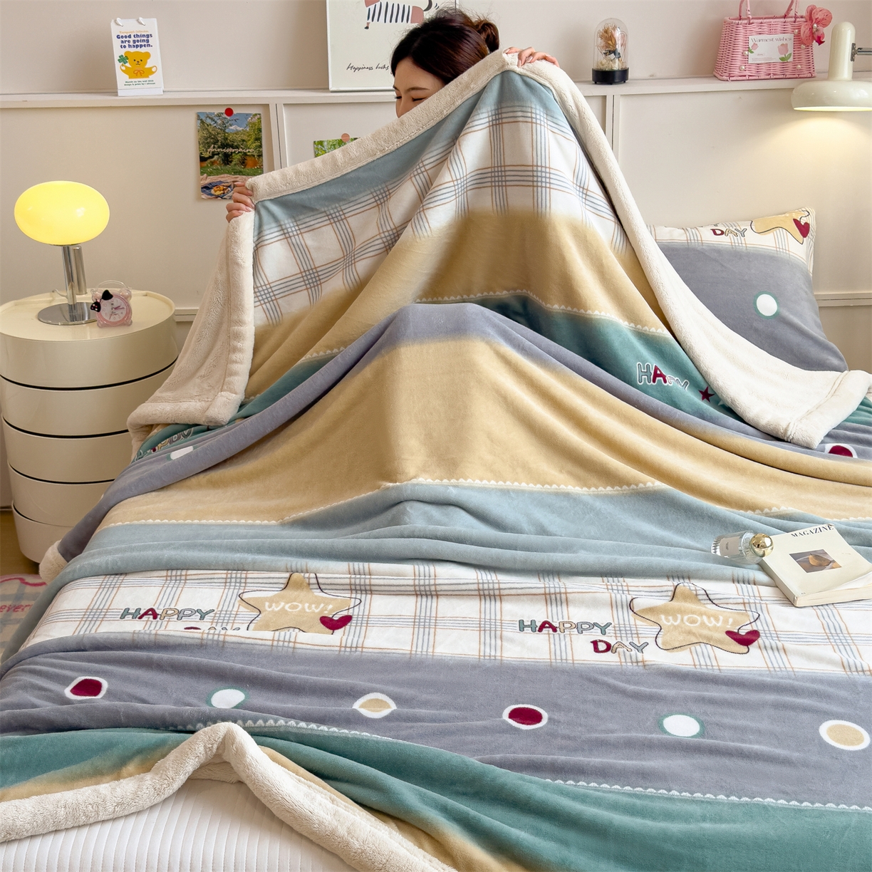 91家纺网 家纺一手货源 找家纺 慕木家纺 2025新款高克重印花牛奶绒云锦绒双层毛毯毛毯毯子（可供跨境提供买家秀） 双层毛毯-快乐时光+白