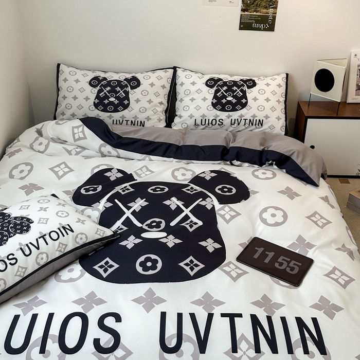 91家纺网 家纺一手货源 找家纺 色鬼布艺高端家居主号 2025新款现代简约网红款四季棉四件套 熊头白