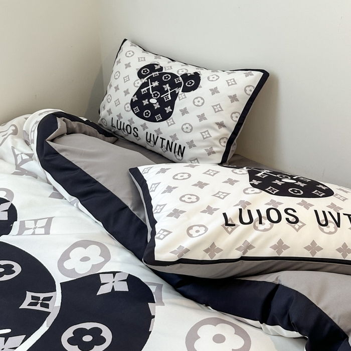 91家纺网 家纺一手货源 找家纺 色鬼布艺高端家居主号 2025新款现代简约网红款四季棉四件套 熊头白