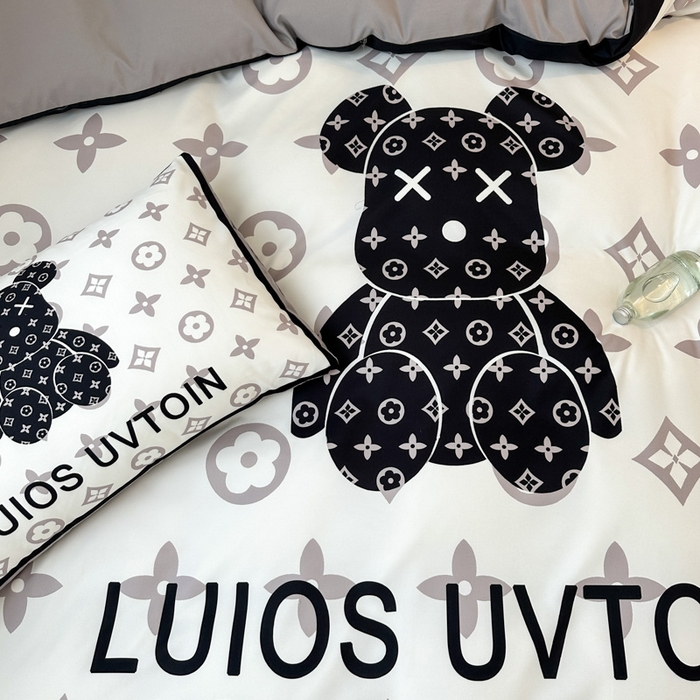 91家纺网 家纺一手货源 找家纺 色鬼布艺高端家居主号 2025新款现代简约网红款四季棉四件套 熊仔白