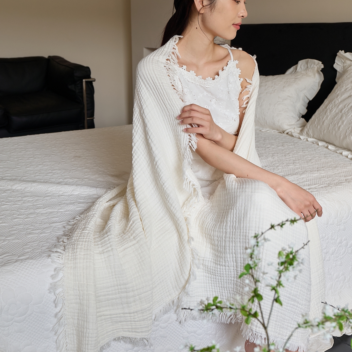 91家纺网 家纺一手货源 找家纺 沐瑟家纺 2025新款四层全棉纱布流苏毯系列-浪漫 浪漫-月白