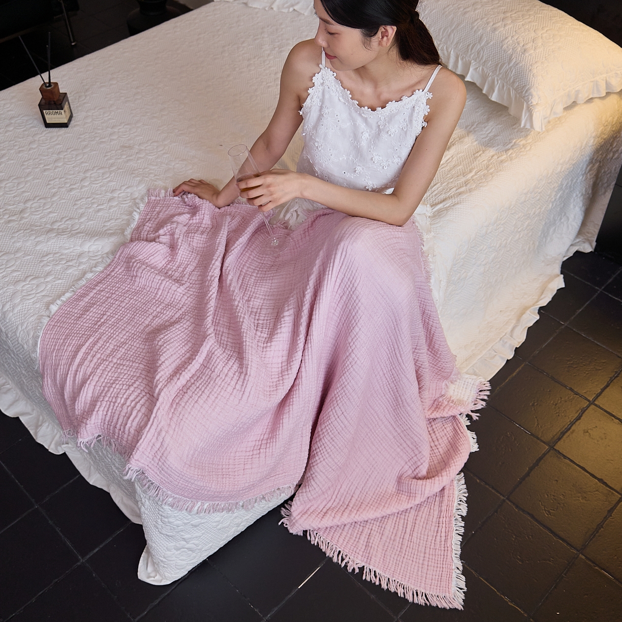 91家纺网 家纺一手货源 找家纺 沐瑟家纺 2025新款四层全棉纱布流苏毯系列-浪漫 浪漫-樱粉