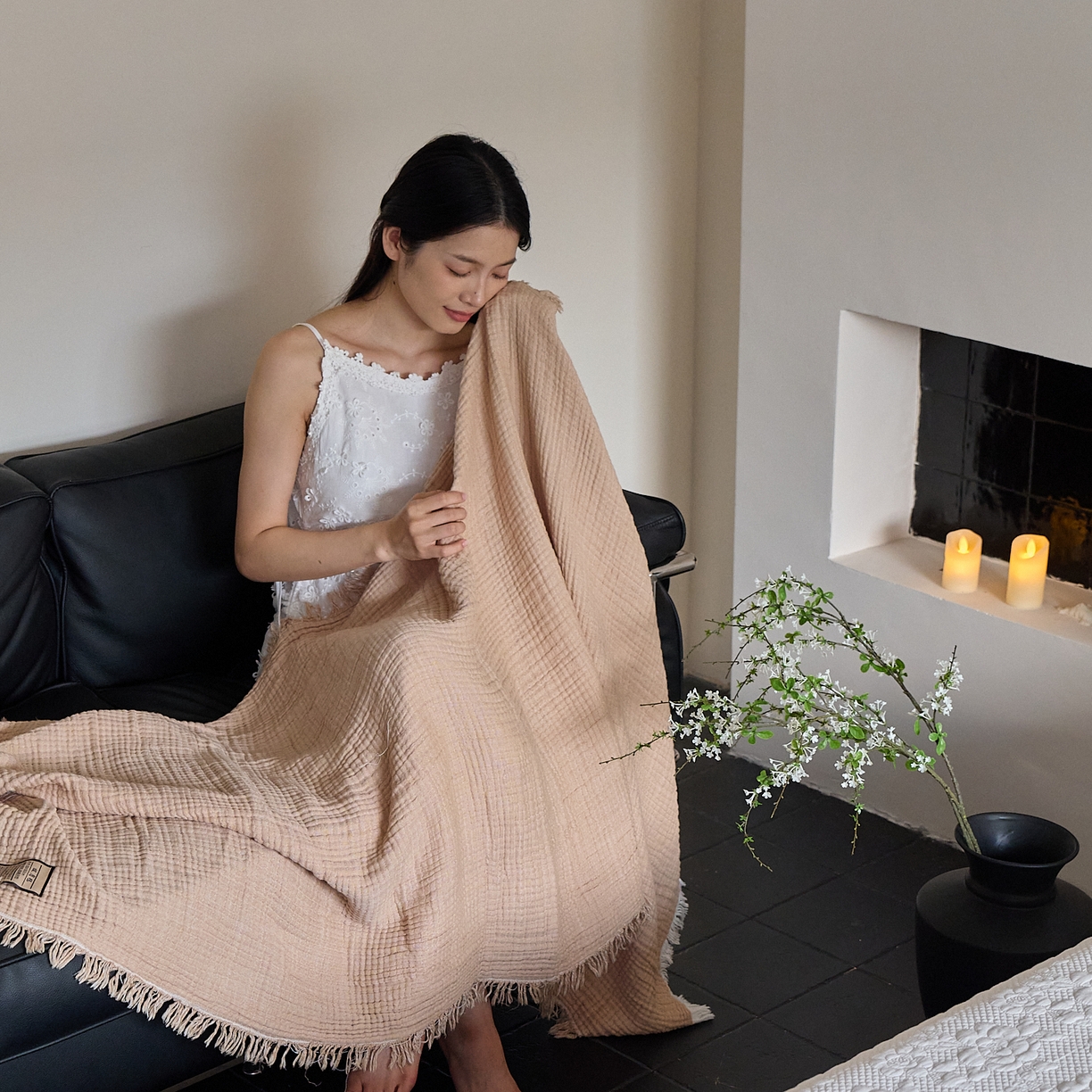 91家纺网 家纺一手货源 找家纺 沐瑟家纺 2025新款四层全棉纱布流苏毯系列-浪漫 浪漫-焦糖色