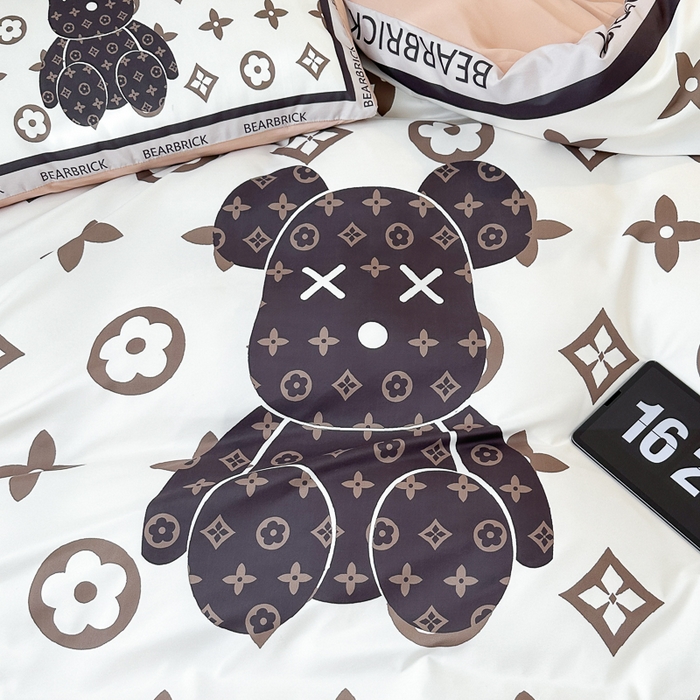 91家纺网 家纺一手货源 找家纺 色鬼布艺高端家居主号 2025新款现代简约网红款四季棉四件套 熊仔咖