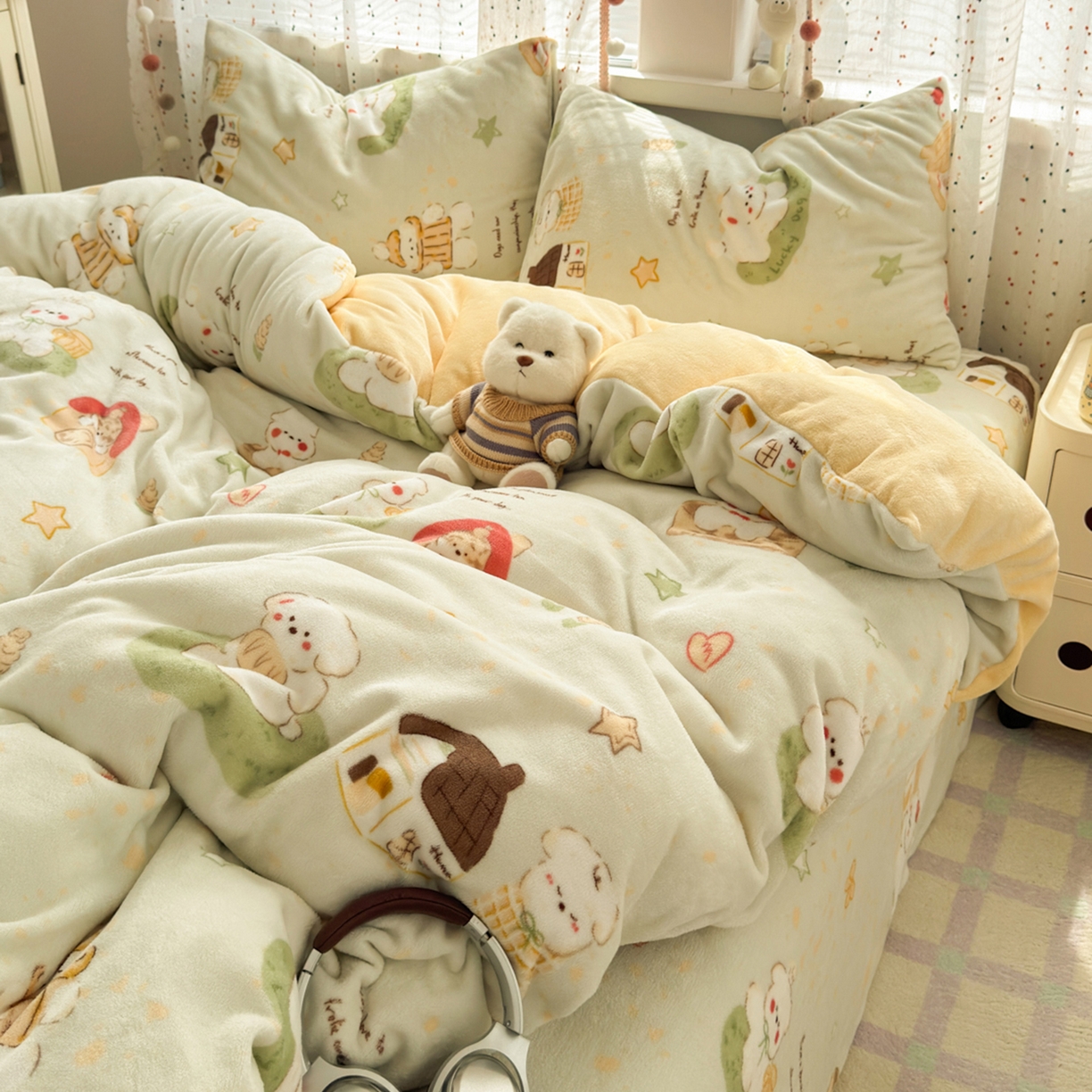 91家纺网 家纺一手货源 找家纺 沐芷 2025 高克重加厚A类牛奶绒四件套珊瑚绒卡通简约三件套 【绒】奶萌修狗