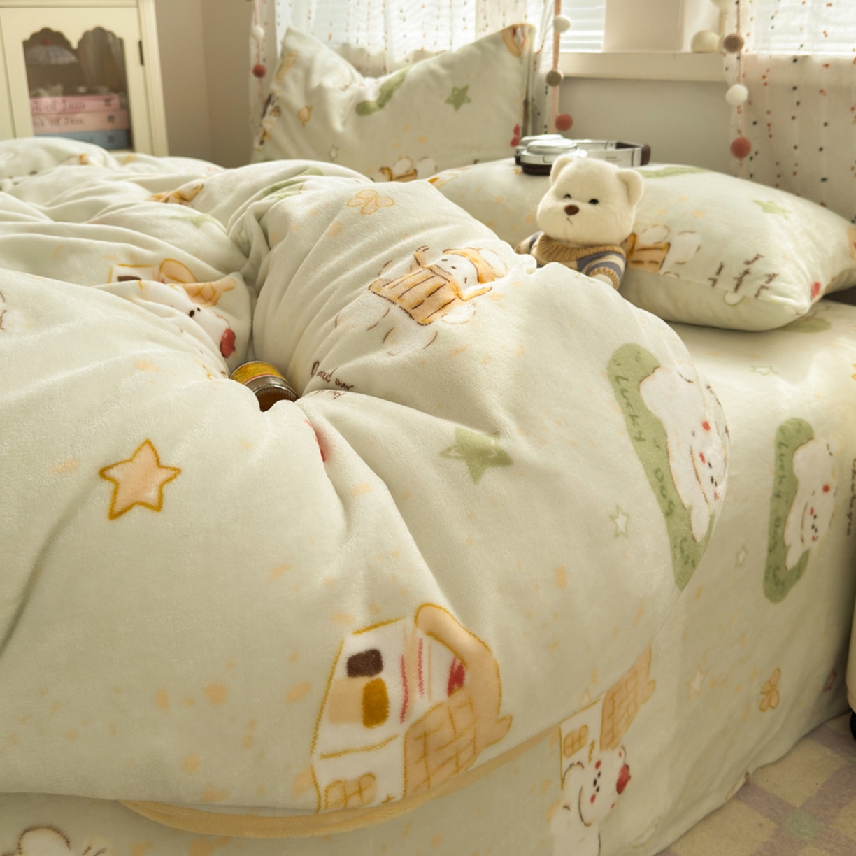 91家纺网 家纺一手货源 找家纺 沐芷 2025 高克重加厚A类牛奶绒四件套珊瑚绒卡通简约三件套 【绒】奶萌修狗