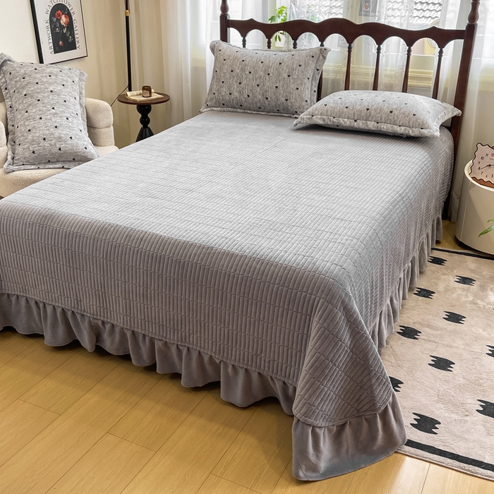 91家纺网 家纺一手货源 找家纺 （总）典曼家纺 2025新款亲肤舒适双面牛奶绒床盖款四件套