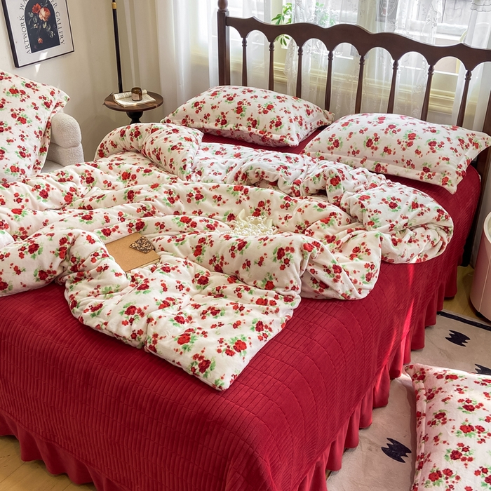 典曼家纺 2025新款亲肤舒适双面牛奶绒床盖款四件套 胭脂