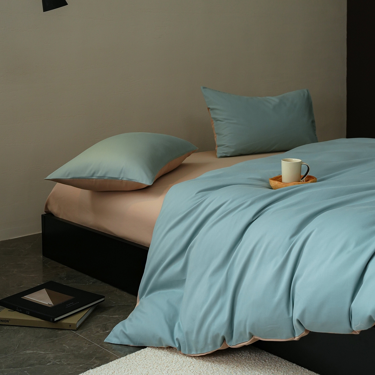 91家纺网 家纺一手货源 找家纺 （总）禾时 2025新款A类全棉贡缎磨毛纯色四件套（礼盒包装）-风格1