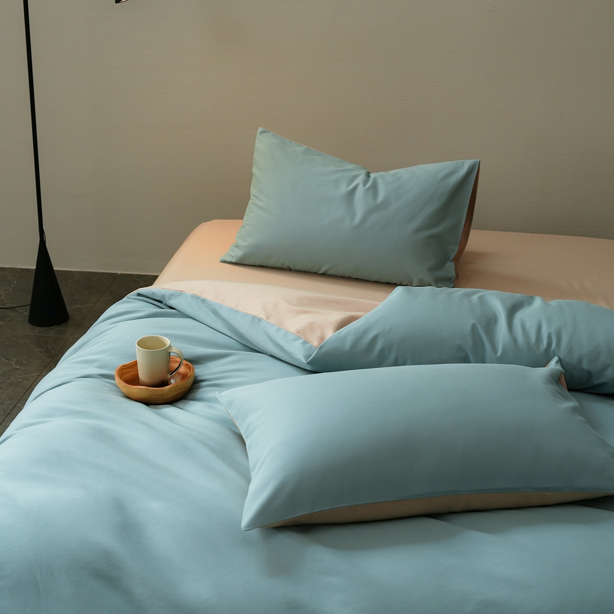 91家纺网 家纺一手货源 找家纺 （总）禾时 2025新款A类全棉贡缎磨毛纯色四件套（礼盒包装）-风格1