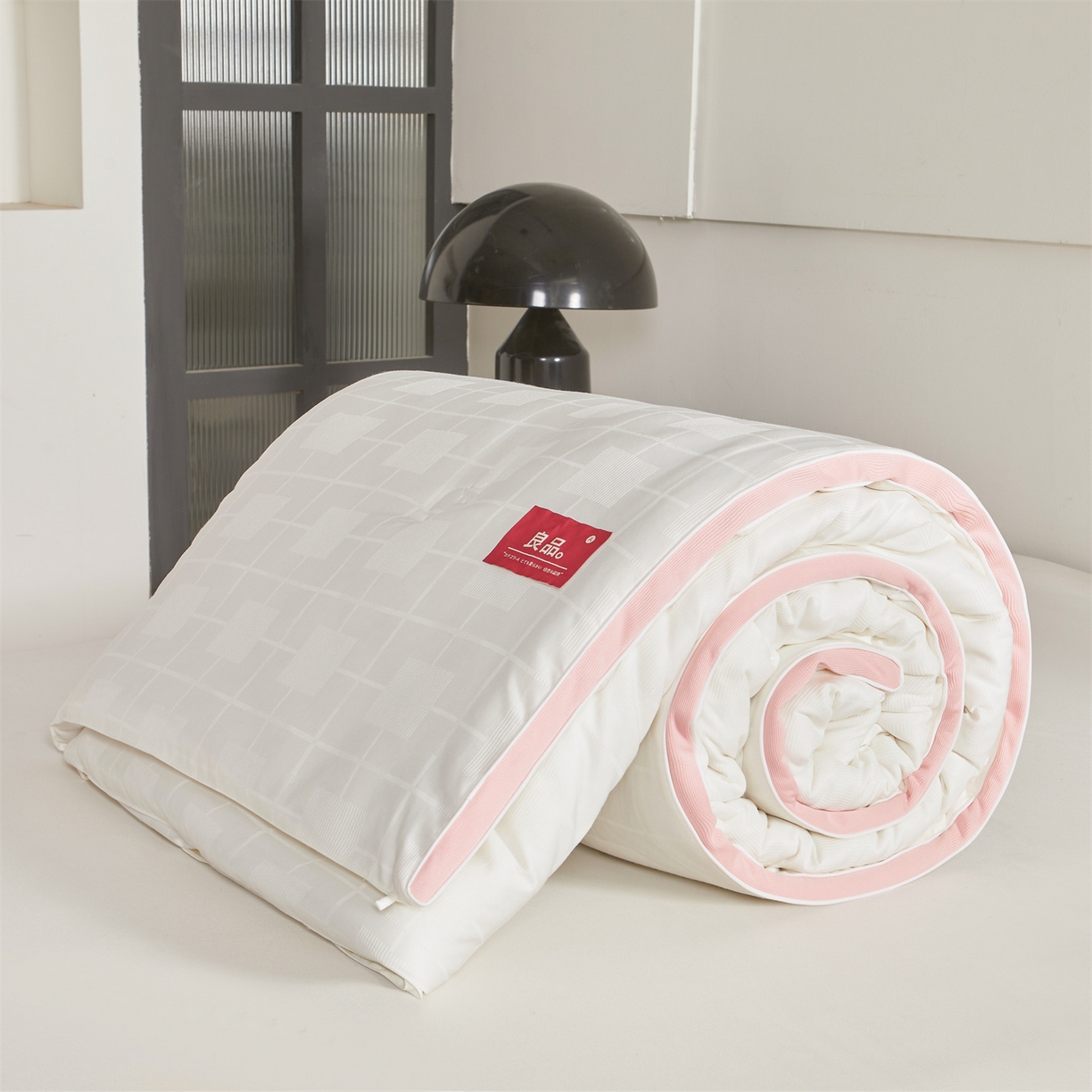 91家纺网 家纺一手货源 找家纺 （总）梵蒂莎 2025新款提莱雅棉花素眠居被秋冬被被子被芯-场景一