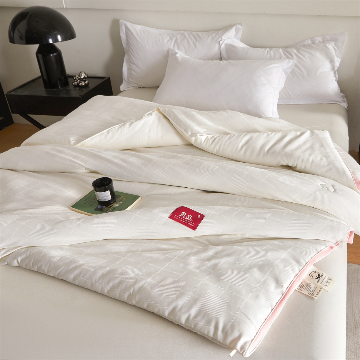 91家纺网 家纺一手货源 找家纺 梵蒂莎 2025新款提莱雅棉花素眠居被秋冬被被子被芯-场景一 素眠居-粉玉