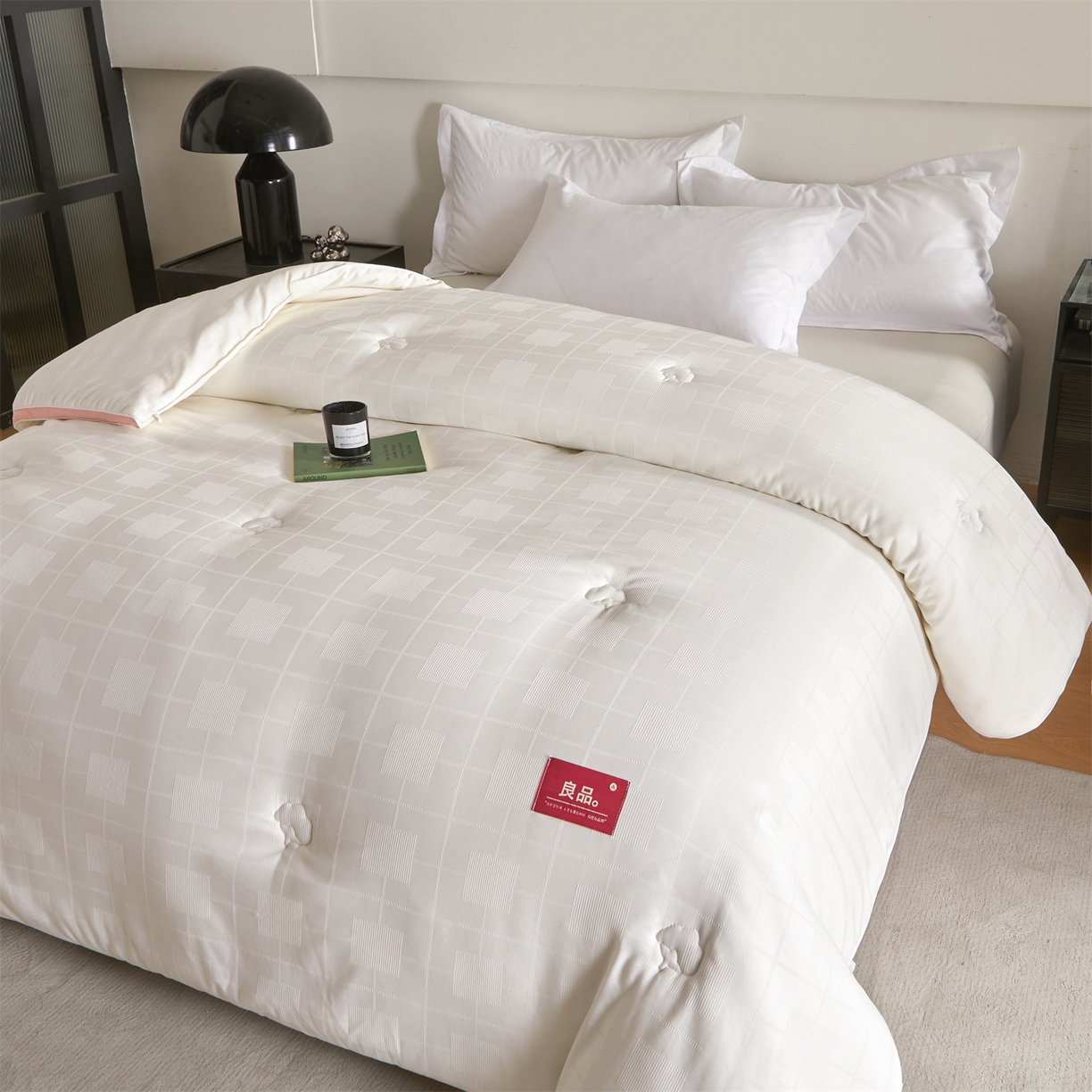 91家纺网 家纺一手货源 找家纺 梵蒂莎 2025新款提莱雅棉花素眠居被秋冬被被子被芯-场景一 素眠居-粉玉