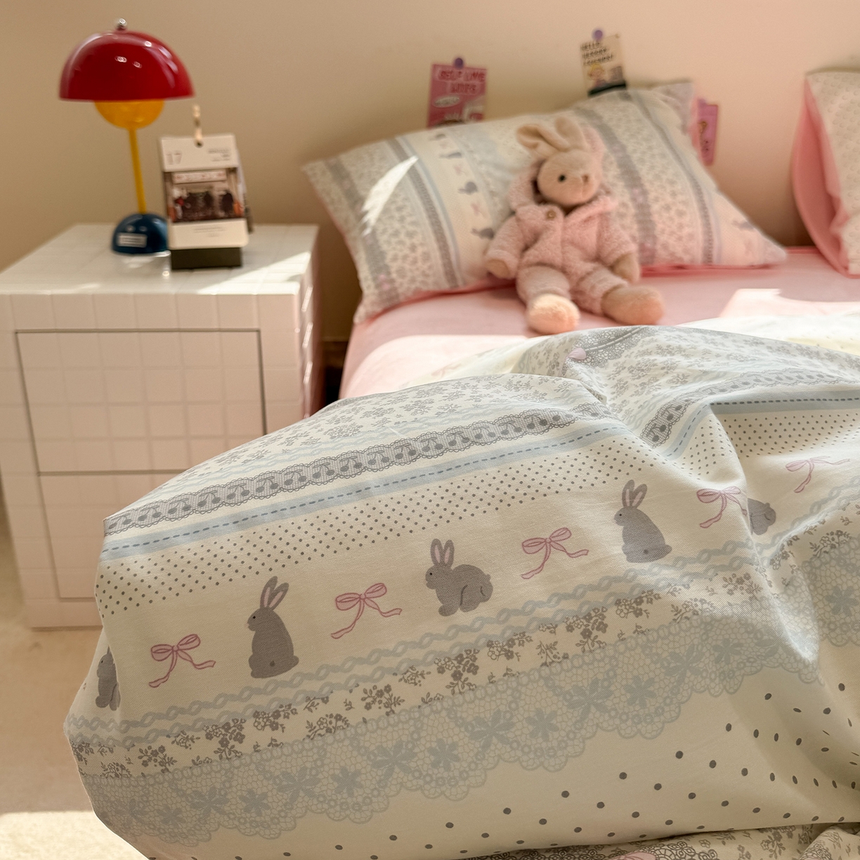 91家纺网 家纺一手货源 找家纺 怡家居 2025新款秋冬保暖全棉加绒四件套 花边兔