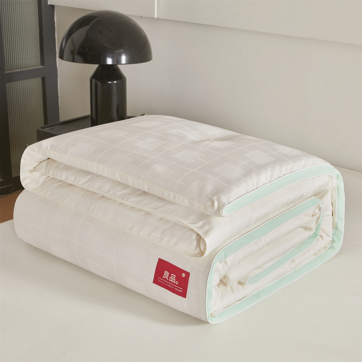 91家纺网 家纺一手货源 找家纺 梵蒂莎 2025新款提莱雅棉花素眠居被秋冬被被子被芯-场景一 素眠居-天青