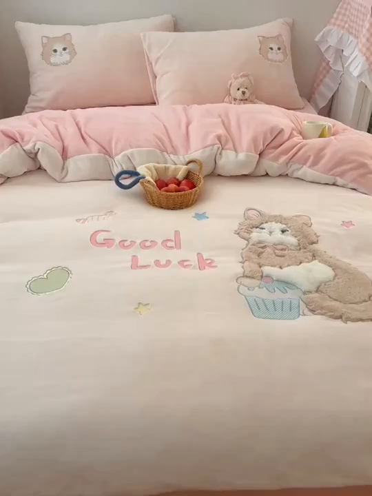 91家纺网 家纺一手货源 找家纺 繁花家居 2025新款高克重牛奶绒贴布绣印花四件套 波斯公主