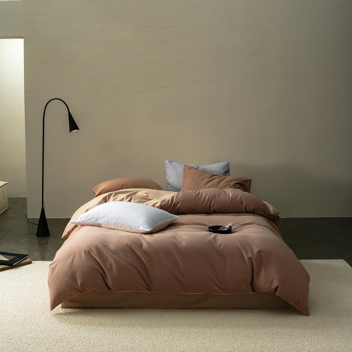 91家纺网 家纺一手货源 找家纺 （总）禾时 2025新款A类全棉贡缎磨毛纯色四件套（礼盒包装）-风格1