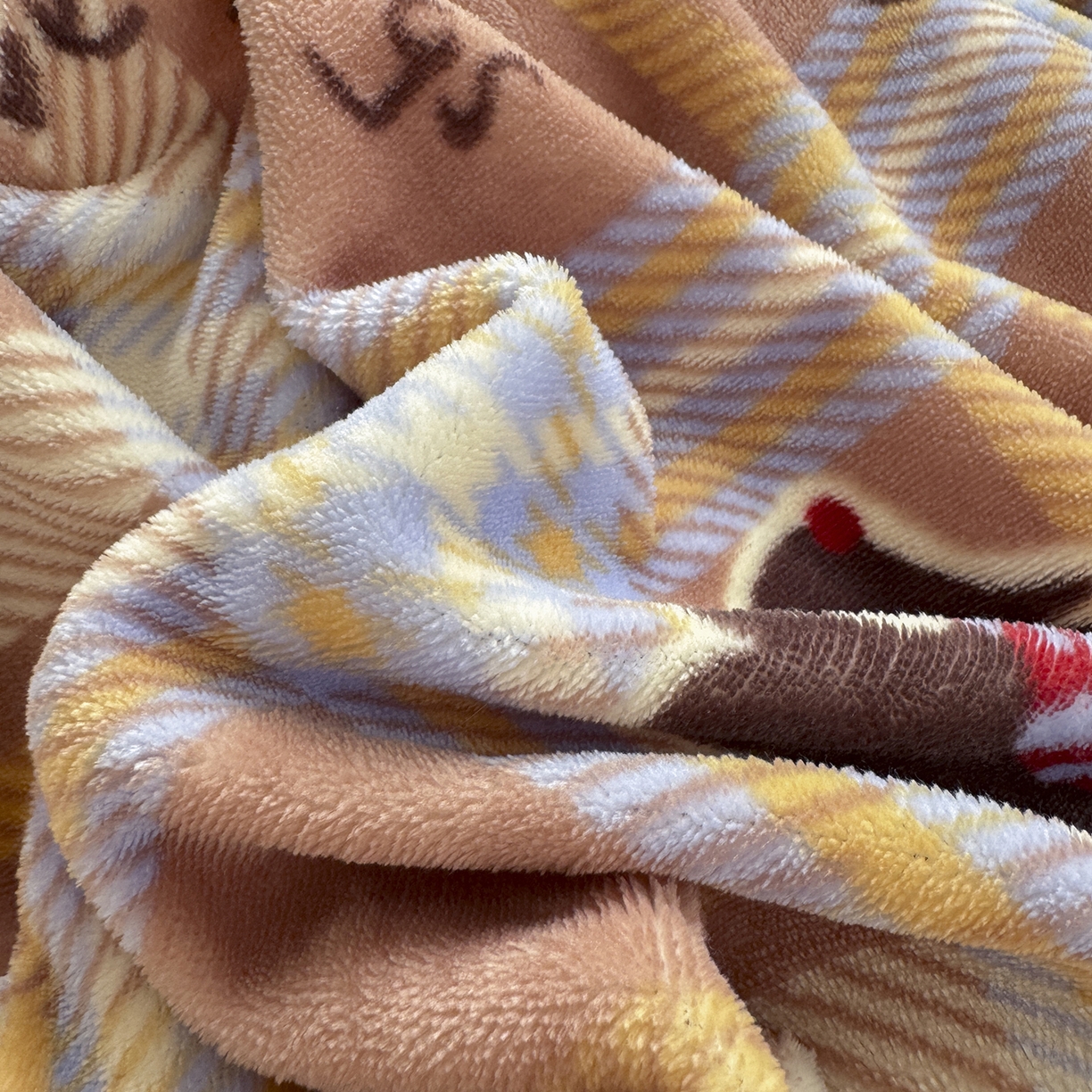 91家纺网 家纺一手货源 找家纺 沐芷 2025 高克重加厚A类牛奶绒四件套珊瑚绒卡通简约三件套 【绒】围脖咖咖