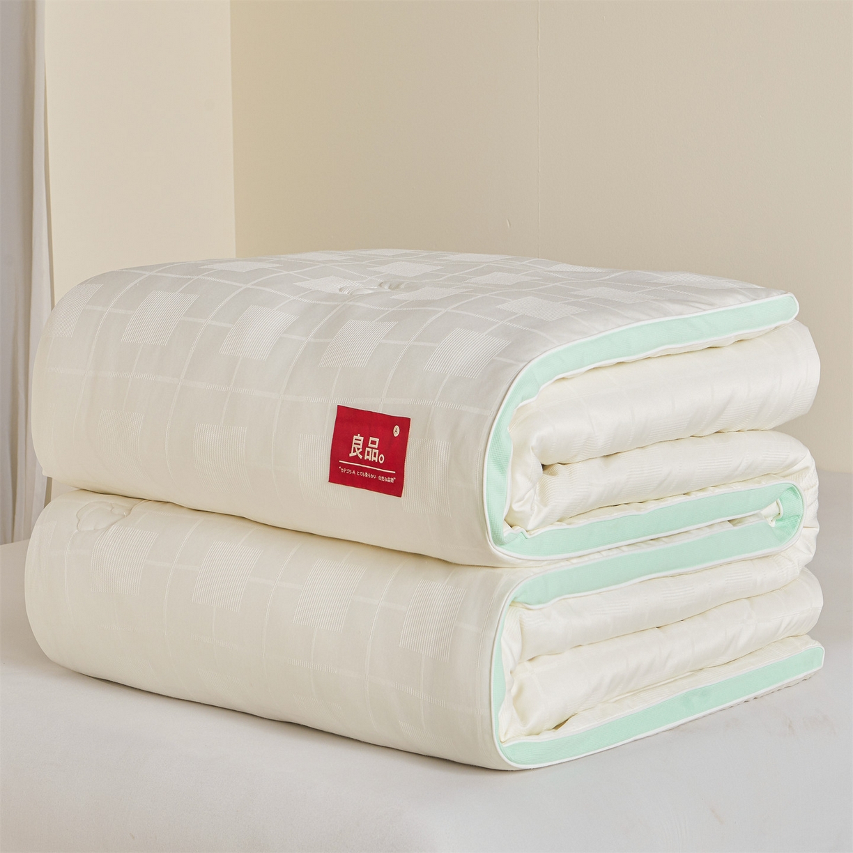 91家纺网 家纺一手货源 找家纺 梵蒂莎 2025新款提莱雅棉花被秋冬逸格被被子被芯-场景二 逸格-果绿