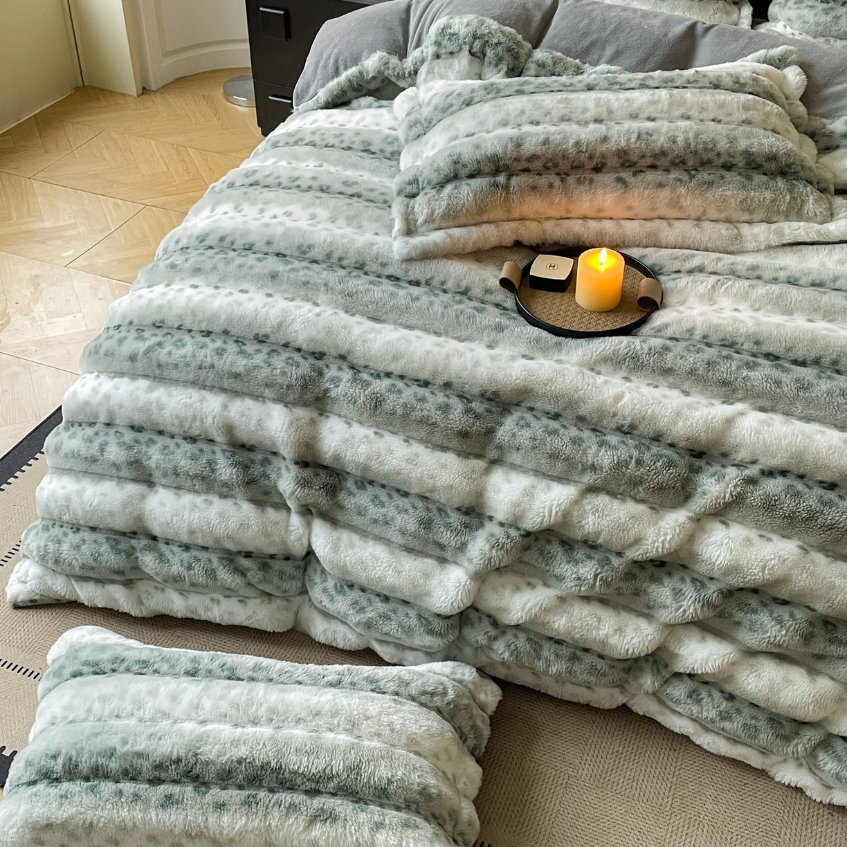 91家纺网 家纺一手货源 找家纺 典曼家纺 2025新款加厚保暖兔绒四件套-豹纹系列 豹纹-绿条