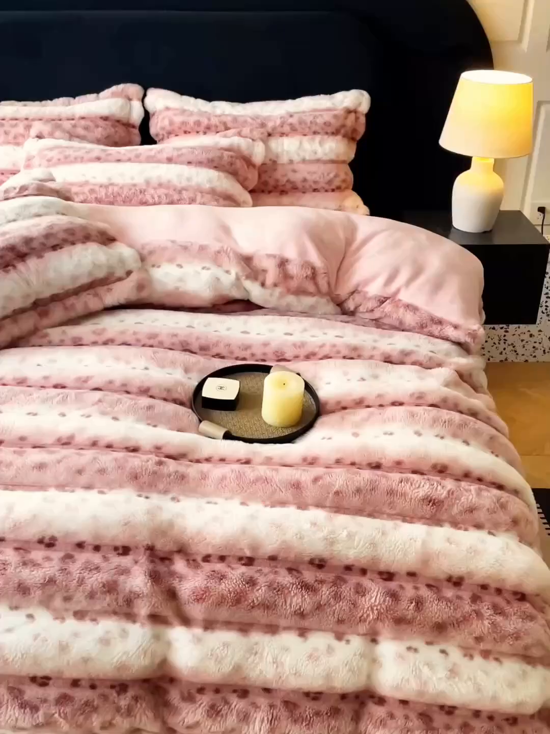 91家纺网 家纺一手货源 找家纺 （总）典曼家纺 2025新款加厚保暖兔绒四件套-豹纹系列