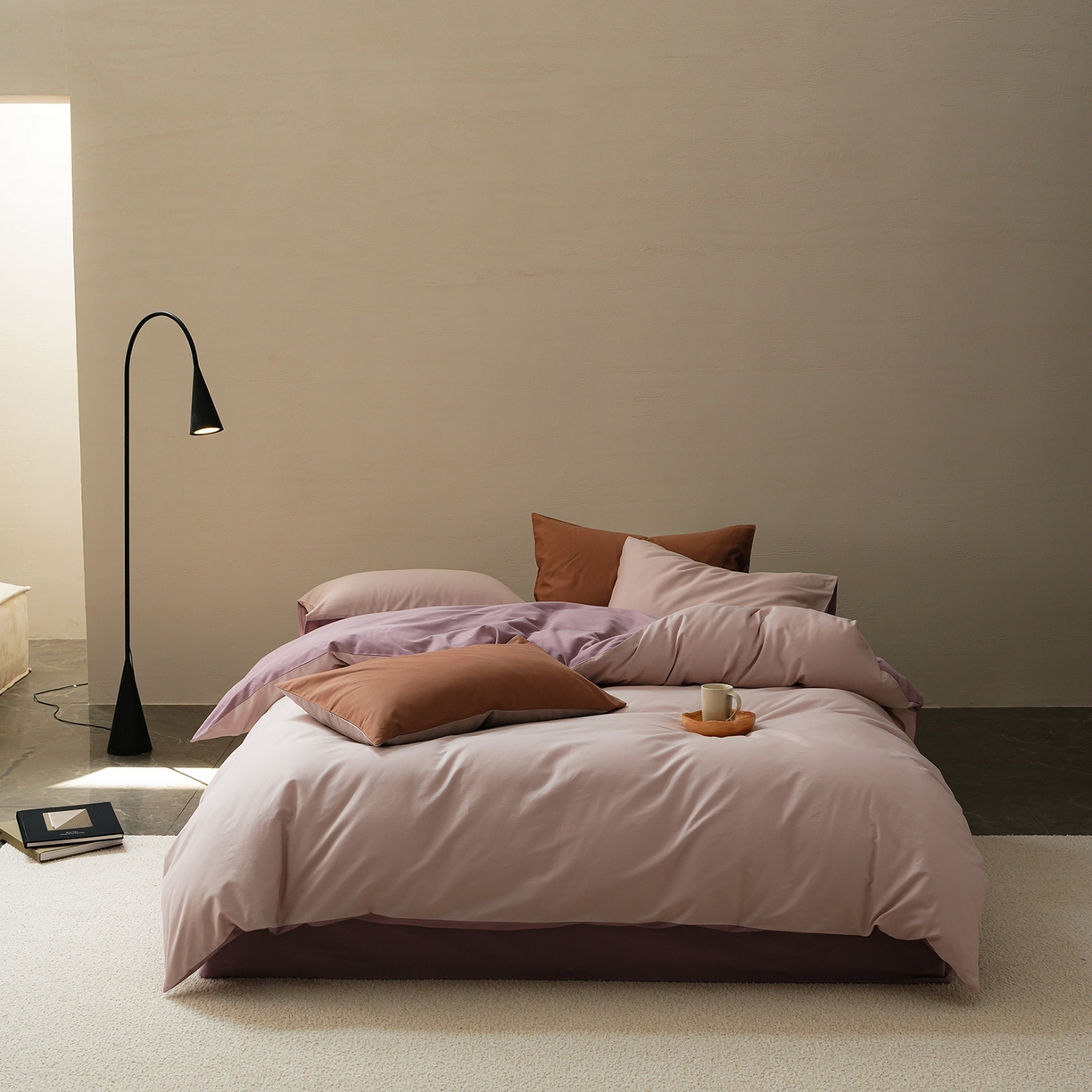 91家纺网 家纺一手货源 找家纺 （总）禾时 2025新款A类全棉贡缎磨毛纯色四件套（礼盒包装）-风格1