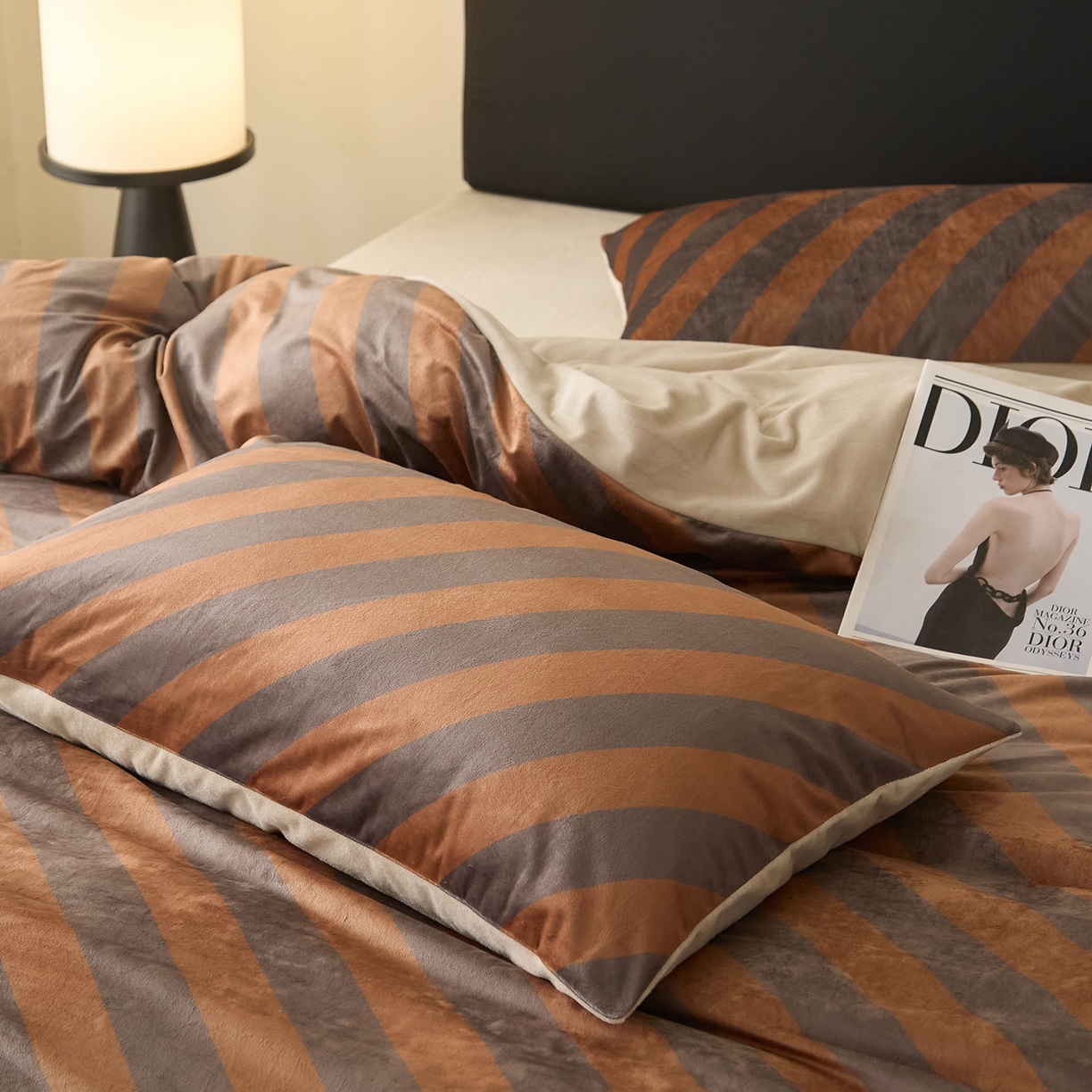 91家纺网 家纺一手货源 找家纺 （总）ONE TWO ONE 121 【德芙绒】【总共有21个颜色陆续上新】2025秋冬新款牛奶绒德芙绒宝宝绒婴儿绒短毛绒四件套床单被套【未来大热款】【提供买家秀】 会员-10 控价标准258 加大2