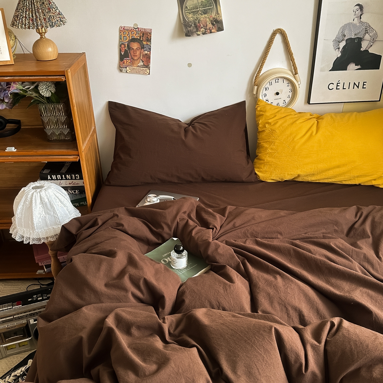 91家纺网 家纺一手货源 找家纺 对白 2025新款全棉纯棉色织水洗棉四件套-纯色摩卡 摩卡（枕套鸢尾蓝+姜黄）