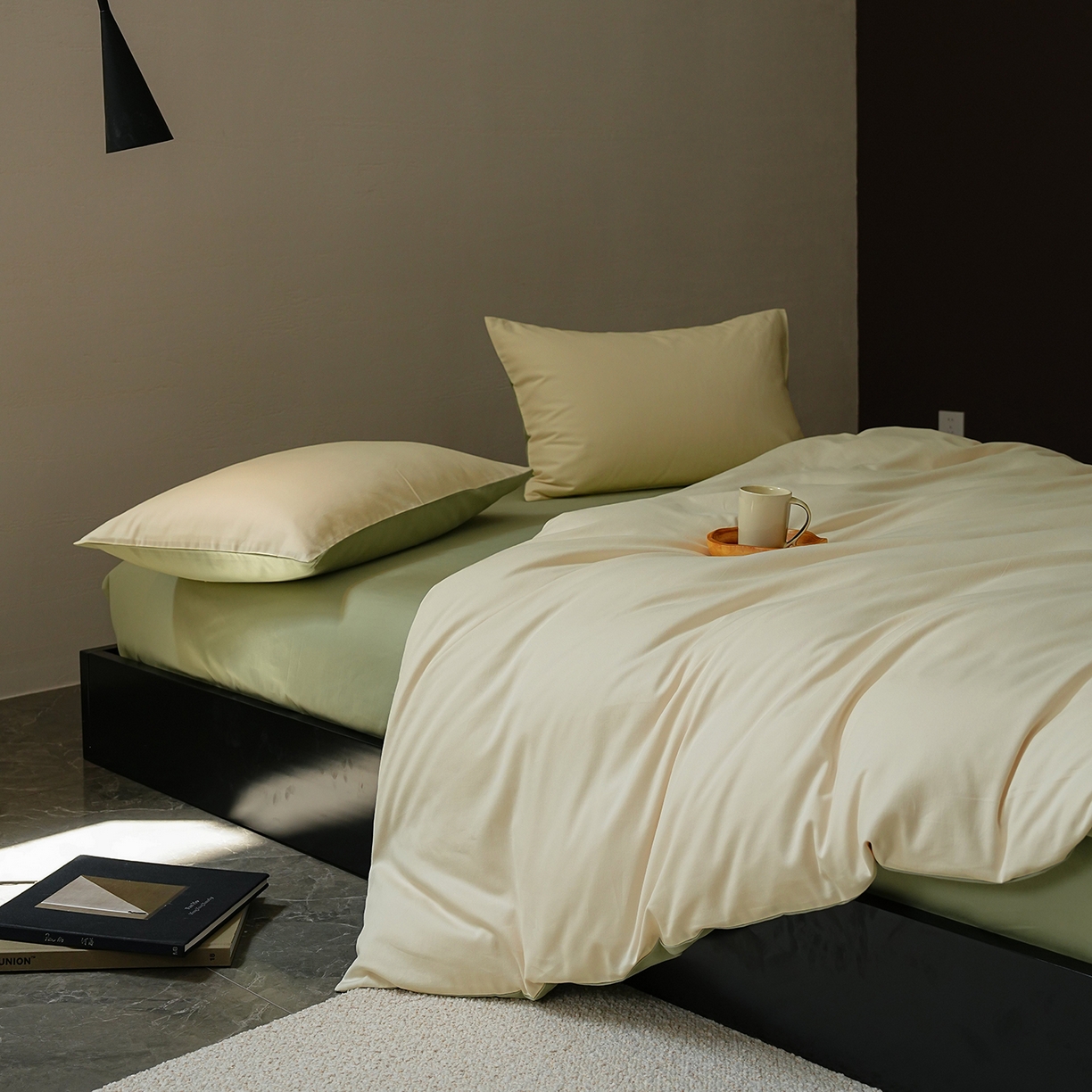 91家纺网 家纺一手货源 找家纺 禾时 2025新款A类全棉贡缎磨毛纯色四件套（礼盒包装）-风格1 林昔