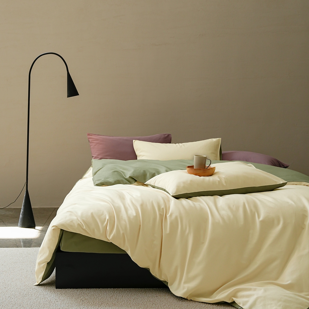 91家纺网 家纺一手货源 找家纺 禾时 2025新款A类全棉贡缎磨毛纯色四件套（礼盒包装）-风格1 林昔