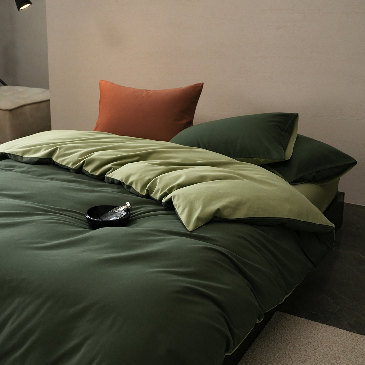 91家纺网 家纺一手货源 找家纺 禾时 2025新款A类全棉贡缎磨毛纯色四件套（礼盒包装）-风格1 木森