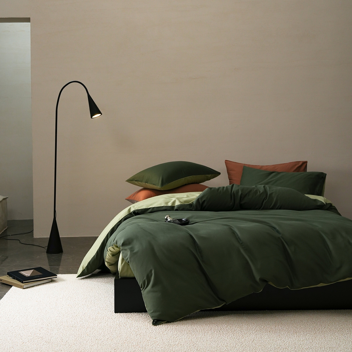 91家纺网 家纺一手货源 找家纺 禾时 2025新款A类全棉贡缎磨毛纯色四件套（礼盒包装）-风格1 木森