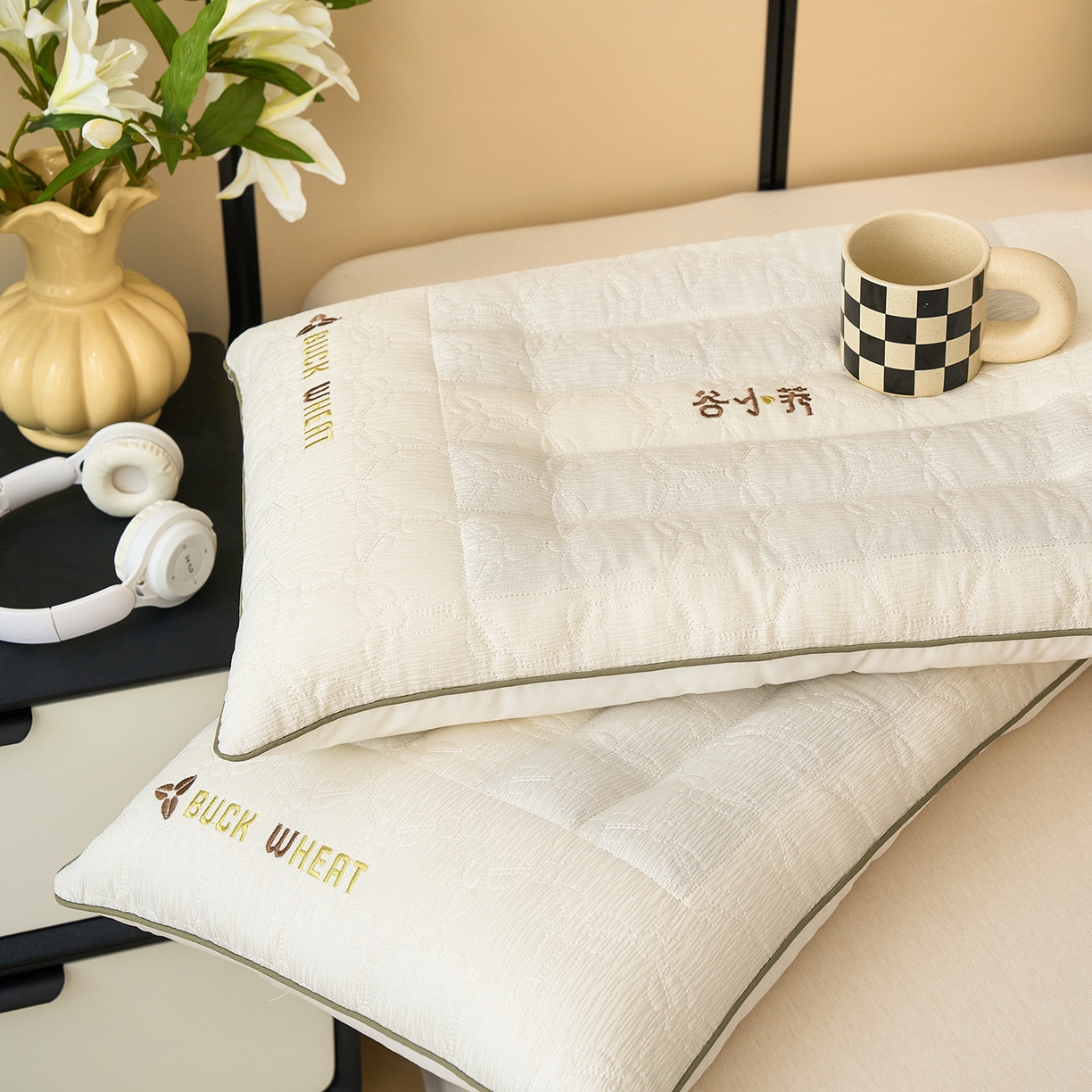 91家纺网 家纺一手货源 找家纺 （总）仁宇枕业 2025新款新品谷小荞护颈中低枕荞麦枕头枕芯