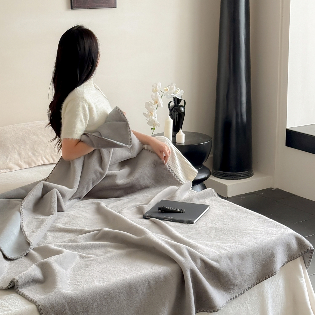 91家纺网 家纺一手货源 找家纺 （总）ONE TWO ONE 121 2025新款兔绒毛毯子披肩办公室午睡空调沙发毯冬季加厚珊瑚绒盖毯牛奶绒【会员-5】 【提供买家秀】 控价 88/ 138/158/188