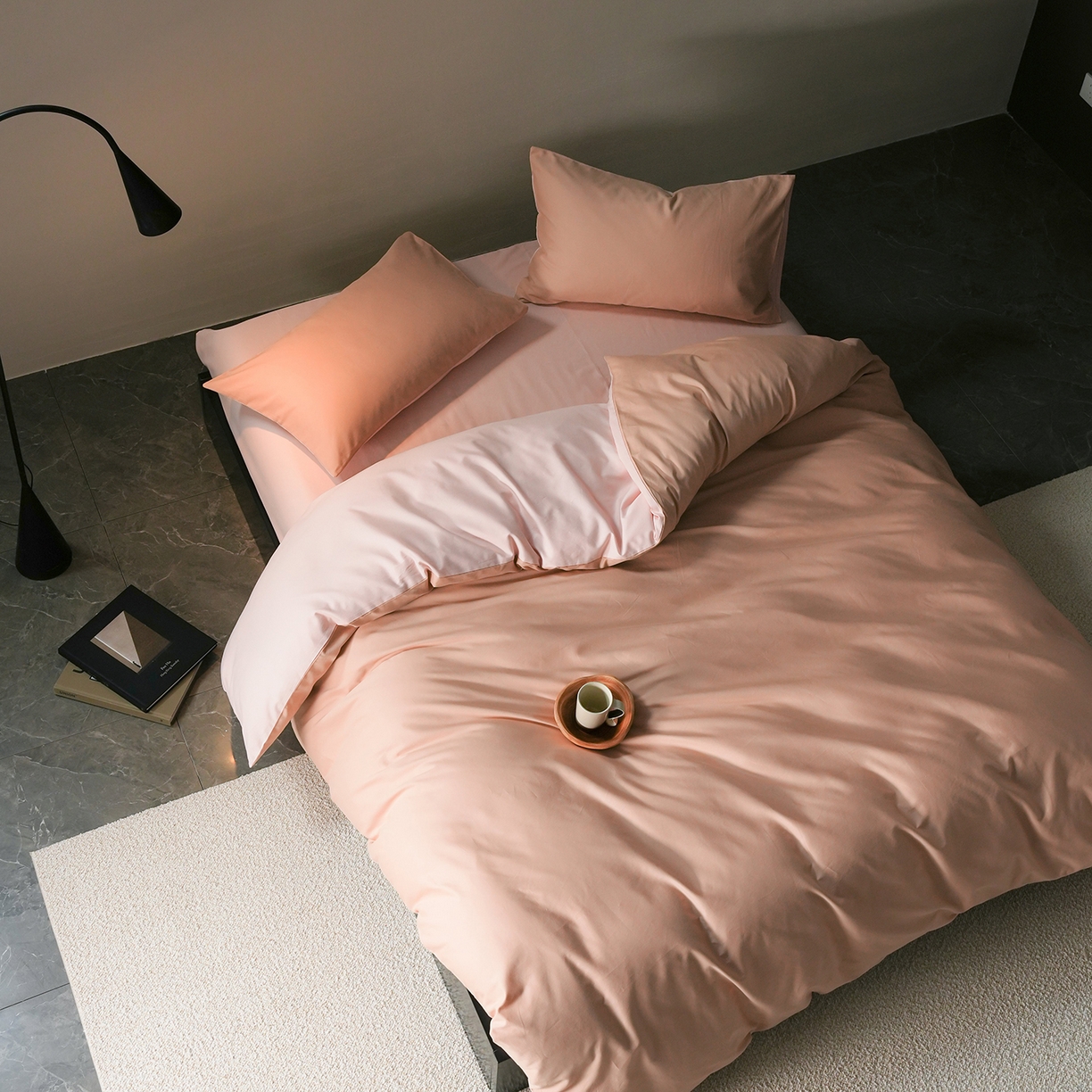 91家纺网 家纺一手货源 找家纺 禾时 2025新款A类全棉贡缎磨毛纯色四件套（礼盒包装）-风格1 奶咖