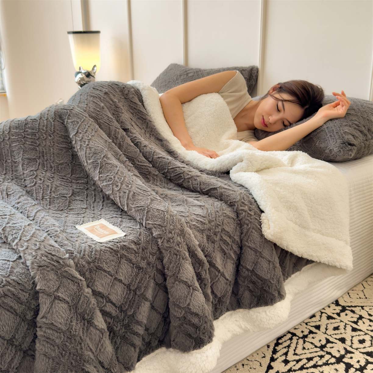 91家纺网 家纺一手货源 找家纺 慕木家纺 2025新款高克重加厚兔毛绒斜纹双层毛毯毛毯毯子（可供跨境提供买家秀） 兔兔绒-斜纹-夜空灰