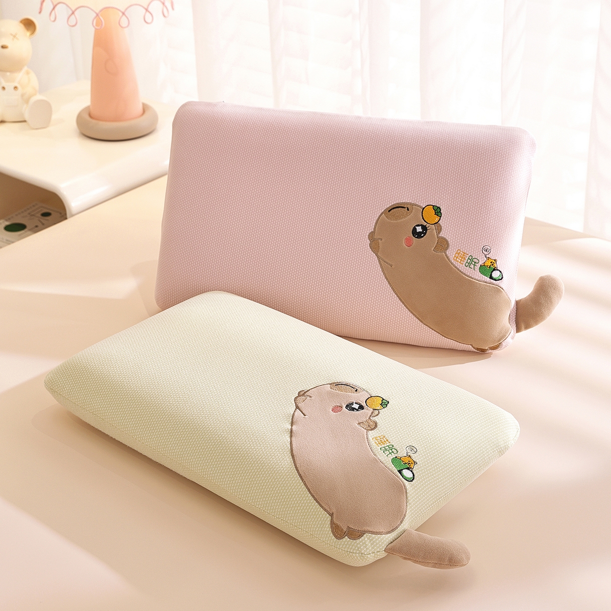 91家纺网 家纺一手货源 找家纺 （总）仁宇枕业 2025新款新品暖绒卡皮睡眠面包儿童记忆枕头枕芯