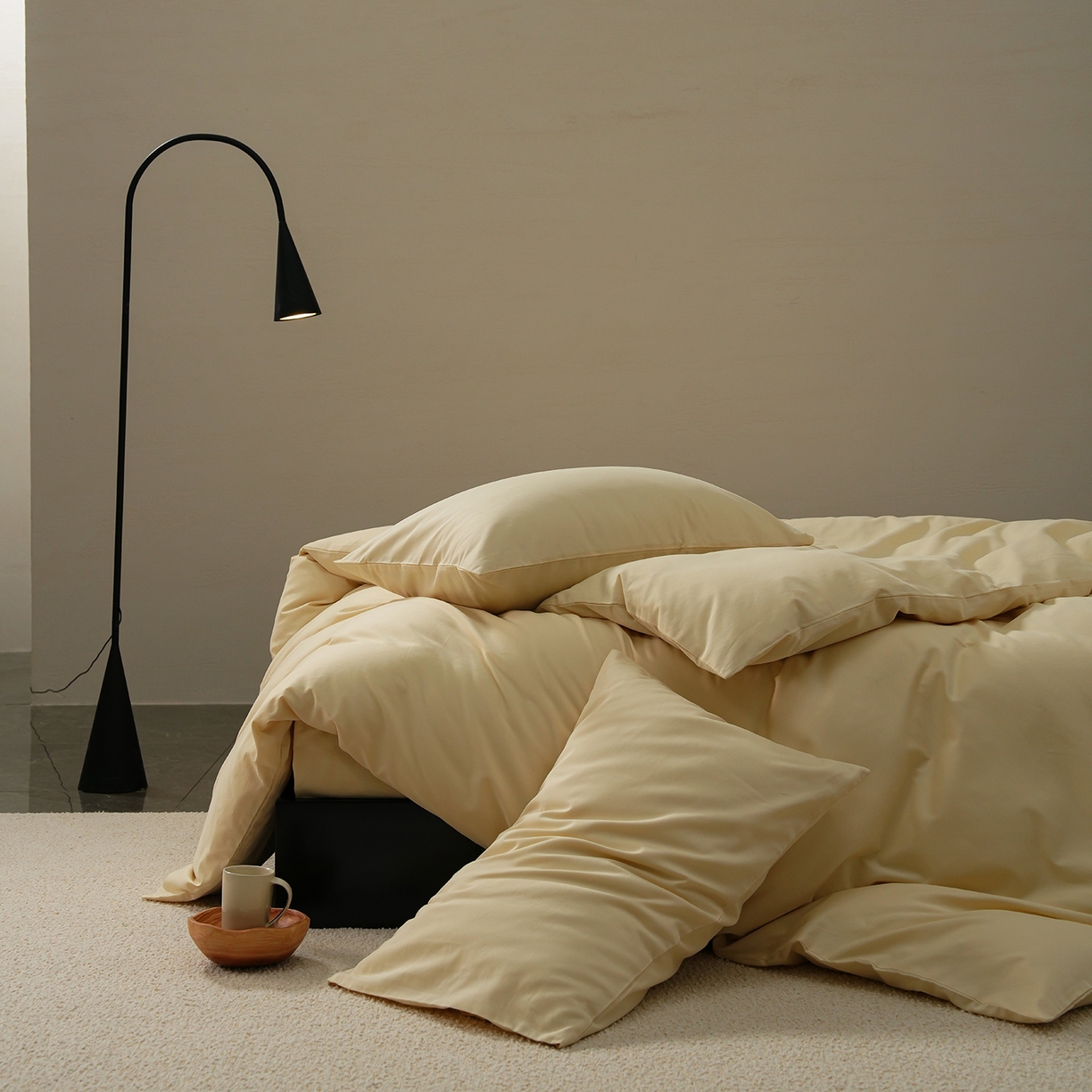 91家纺网 家纺一手货源 找家纺 禾时 2025新款A类全棉贡缎磨毛纯色四件套（礼盒包装）-风格1 奶昔