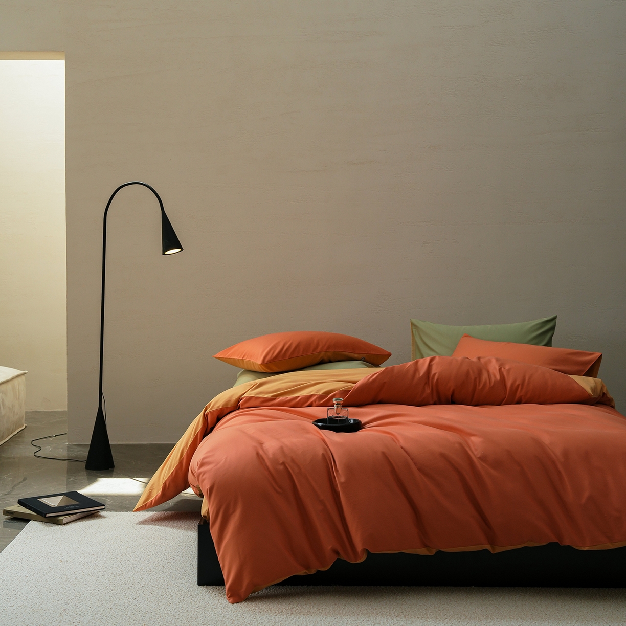 91家纺网 家纺一手货源 找家纺 禾时 2025新款A类全棉贡缎磨毛纯色四件套（礼盒包装）-风格1 暖阳