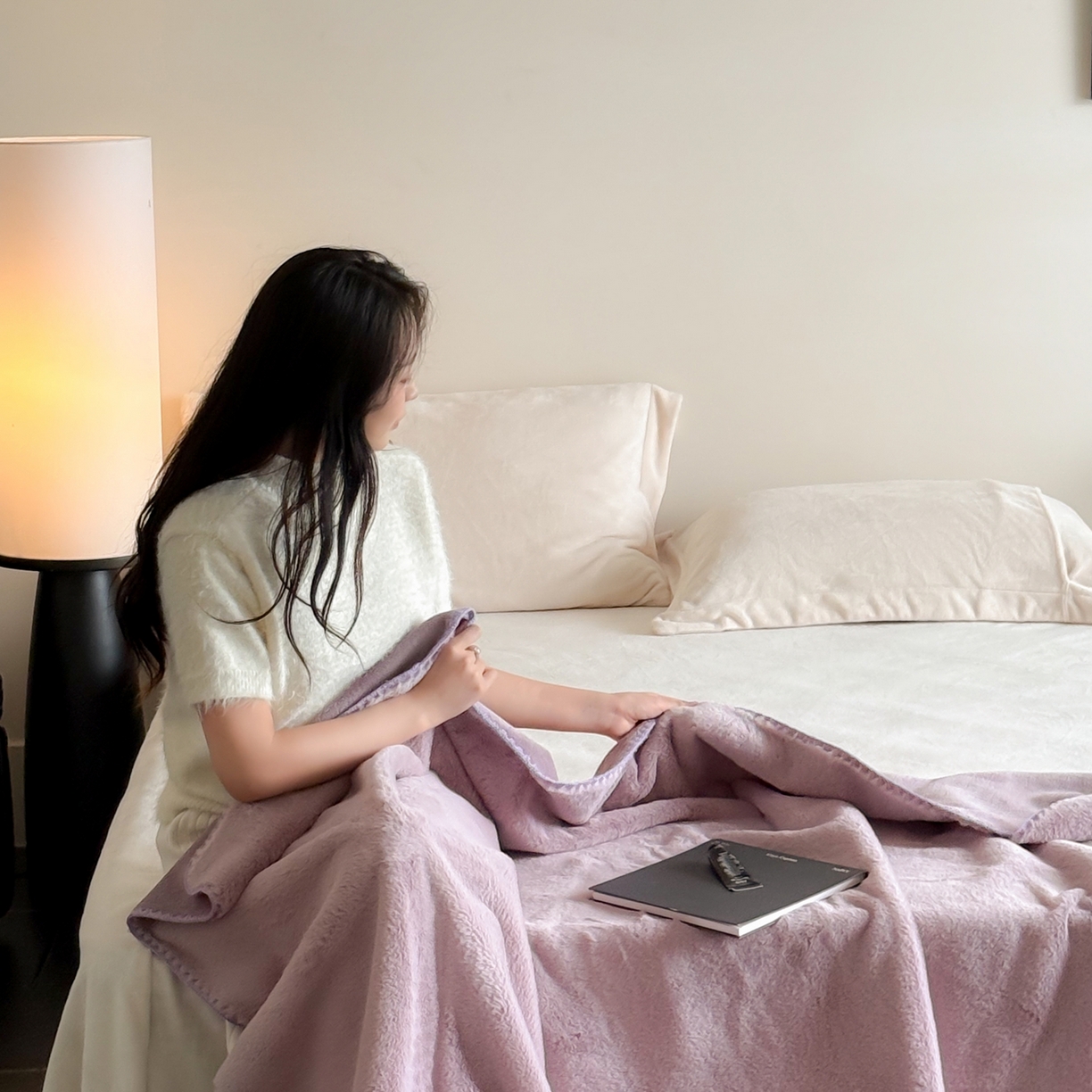 91家纺网 家纺一手货源 找家纺 ONE TWO ONE 121 2025新款兔绒毛毯子披肩办公室午睡空调沙发毯冬季加厚珊瑚绒盖毯牛奶绒【会员-5】 【提供买家秀】 控价 88/ 138/158/188 曼藤紫