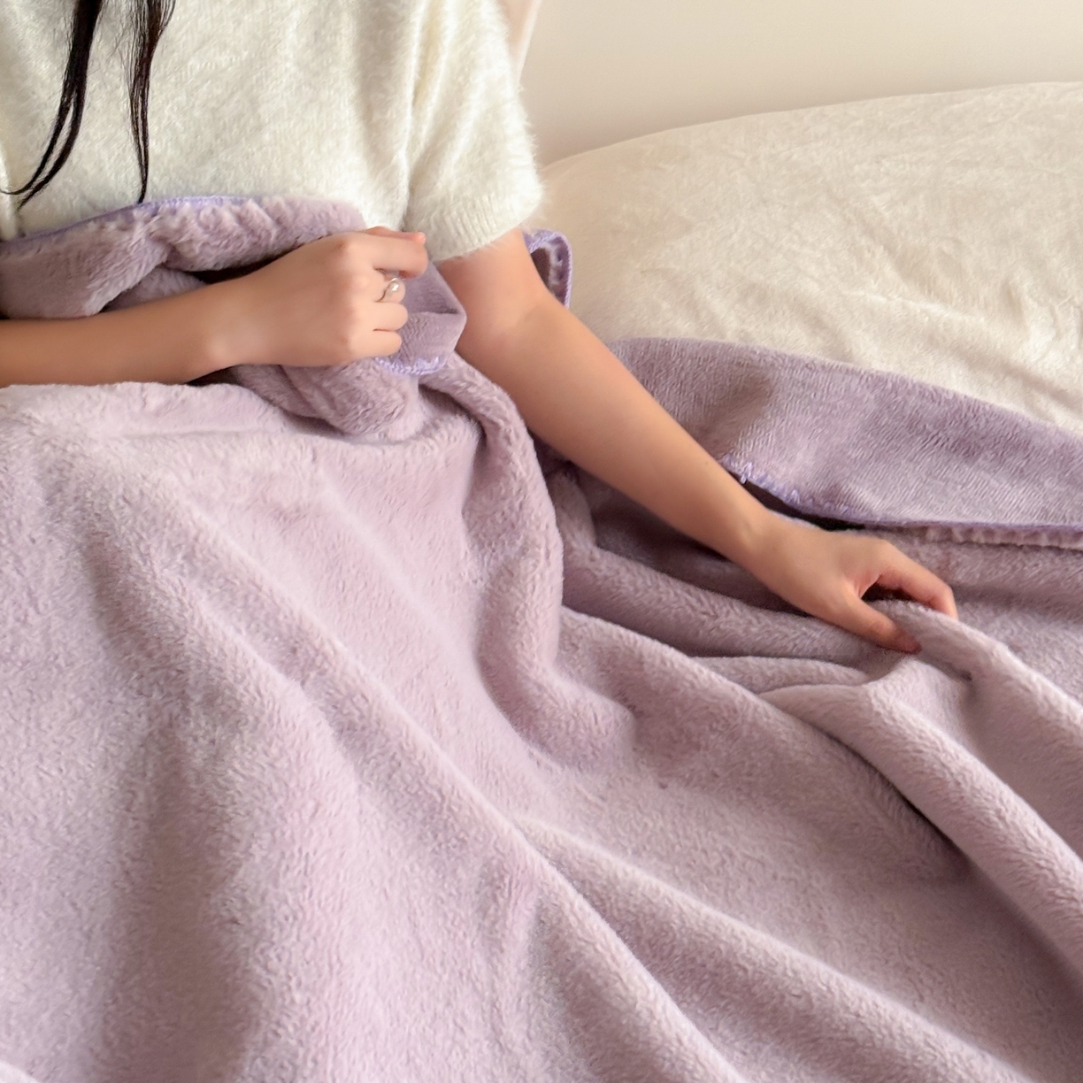 91家纺网 家纺一手货源 找家纺 ONE TWO ONE 121 2025新款兔绒毛毯子披肩办公室午睡空调沙发毯冬季加厚珊瑚绒盖毯牛奶绒【会员-5】 【提供买家秀】 控价 88/ 138/158/188 曼藤紫
