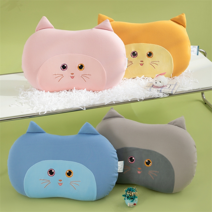 91家纺网 家纺一手货源 找家纺 （总）仁宇枕业 2025新款新品水晶绒儿童卡通记忆枕头淘气猫记忆枕头枕芯