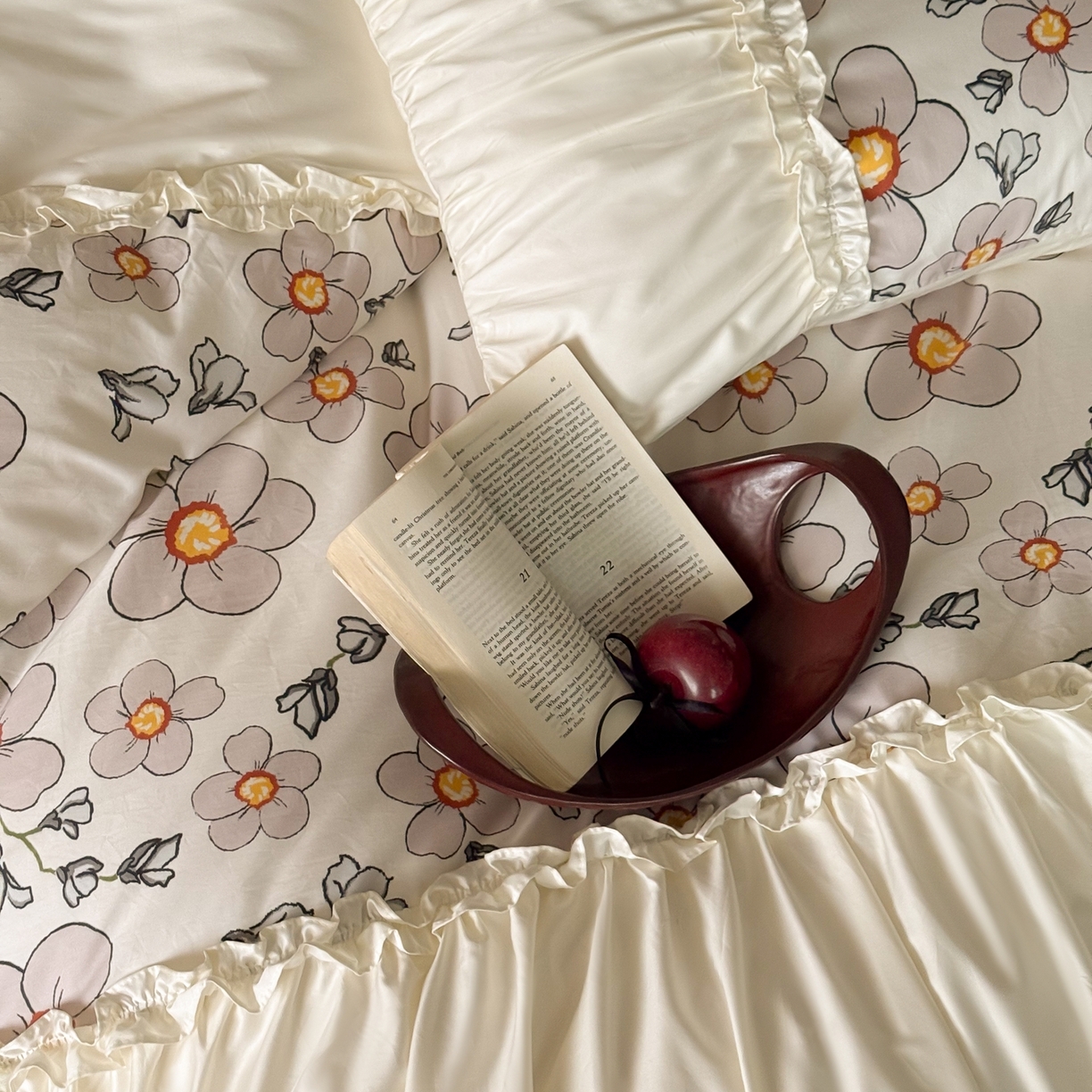 91家纺网 家纺一手货源 找家纺 （总）ONE TWO ONE 121 2025新款100S长绒棉贡缎数码印花四件套-素笺花影【提供买家秀】 【会员-20】 平台控价券后不得低于368/388元