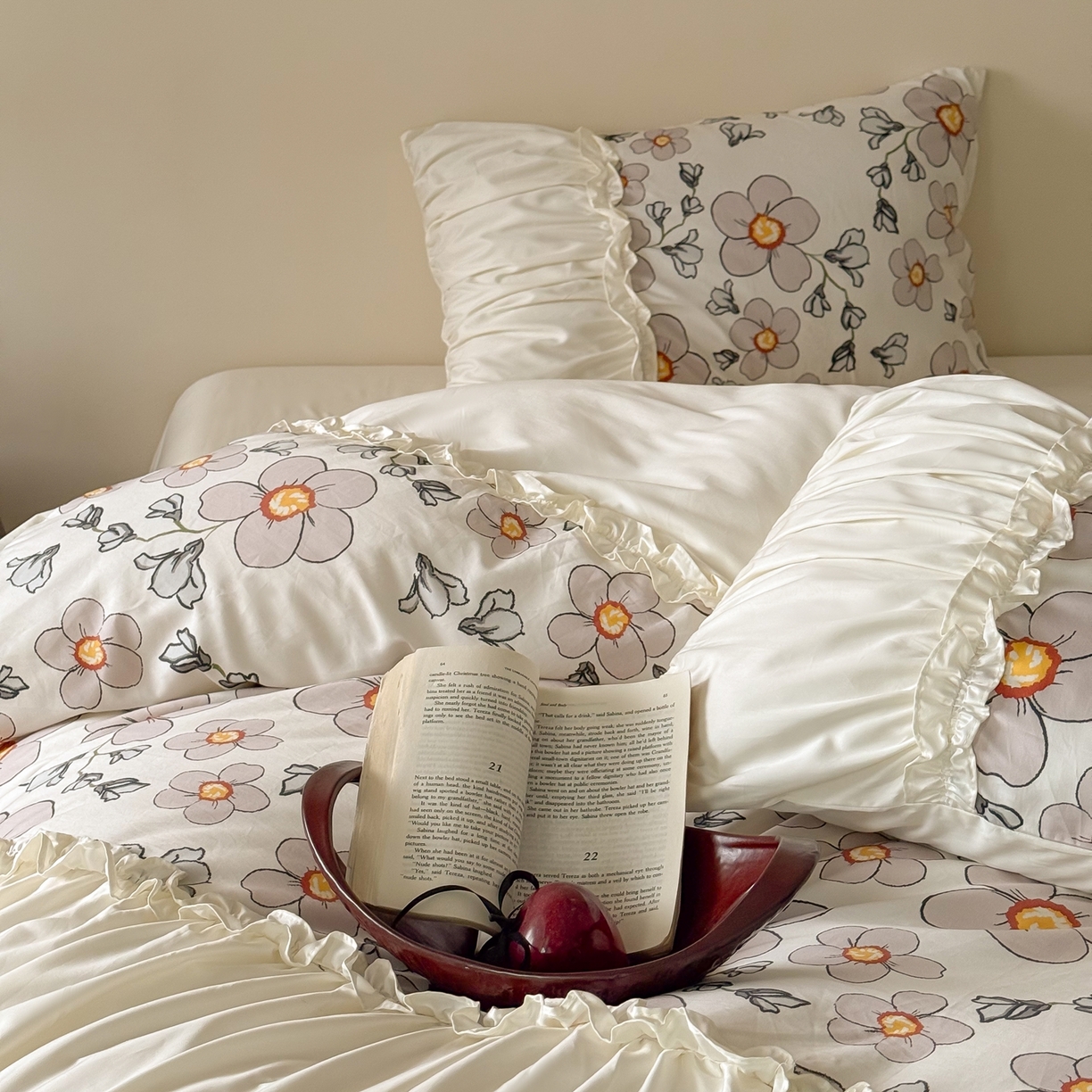 91家纺网 家纺一手货源 找家纺 （总）ONE TWO ONE 121 2025新款100S长绒棉贡缎数码印花四件套-素笺花影【提供买家秀】 【会员-20】 平台控价券后不得低于368/388元