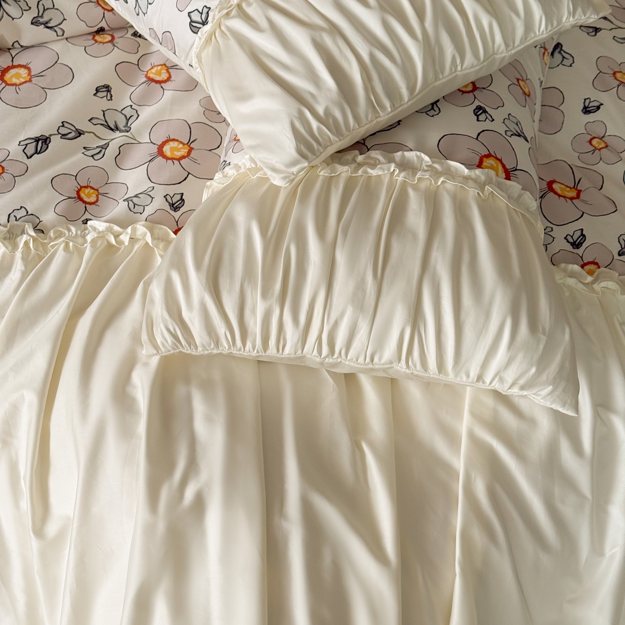 91家纺网 家纺一手货源 找家纺 （总）ONE TWO ONE 121 2025新款100S长绒棉贡缎数码印花四件套-素笺花影【提供买家秀】 【会员-20】 平台控价券后不得低于368/388元