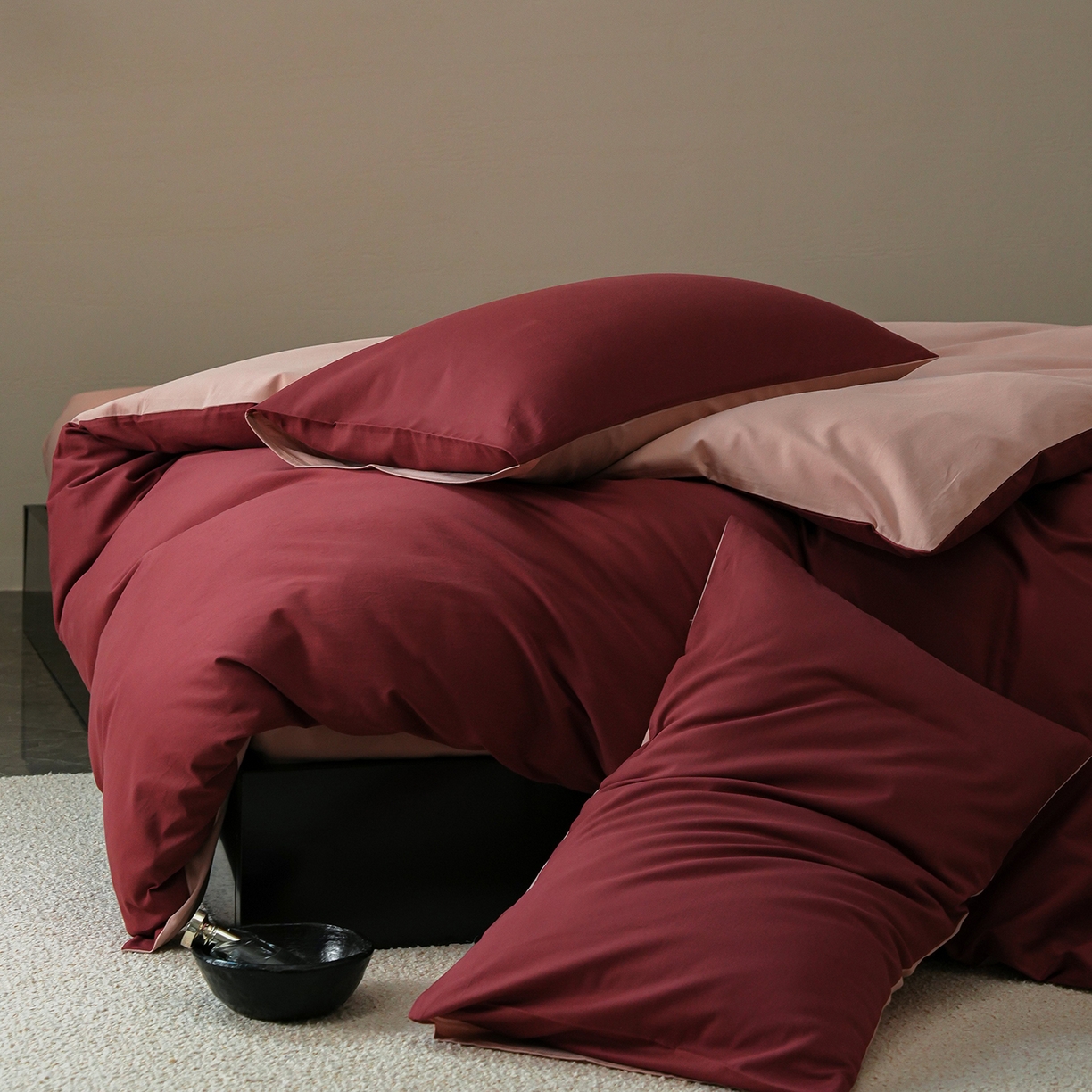 91家纺网 家纺一手货源 找家纺 禾时 2025新款A类全棉贡缎磨毛纯色四件套（礼盒包装）-风格1 维粉