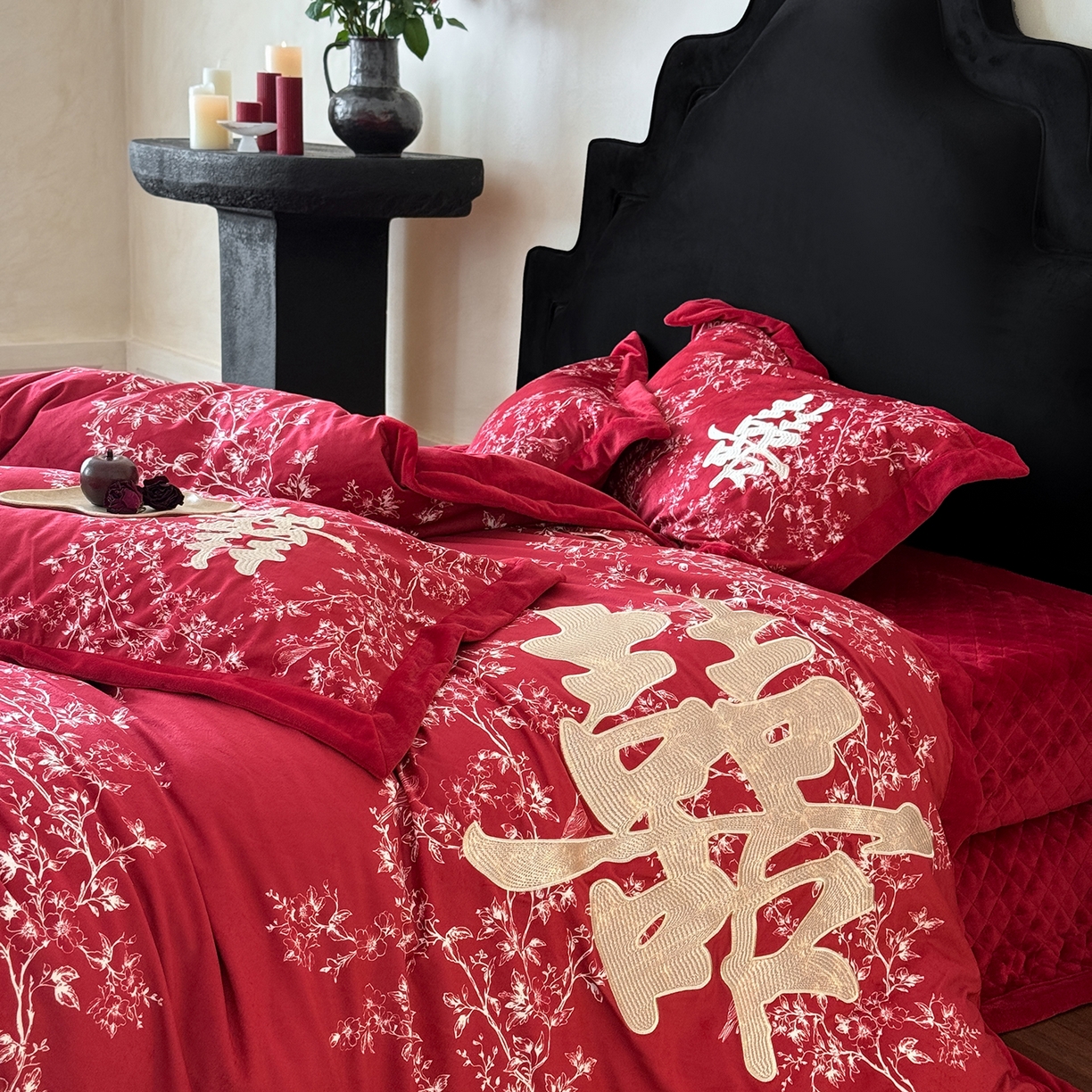 91家纺网 家纺一手货源 找家纺 江涞 2025新款高克重婴肤绒数码印花高端刺绣四件套-合欢 合欢-红