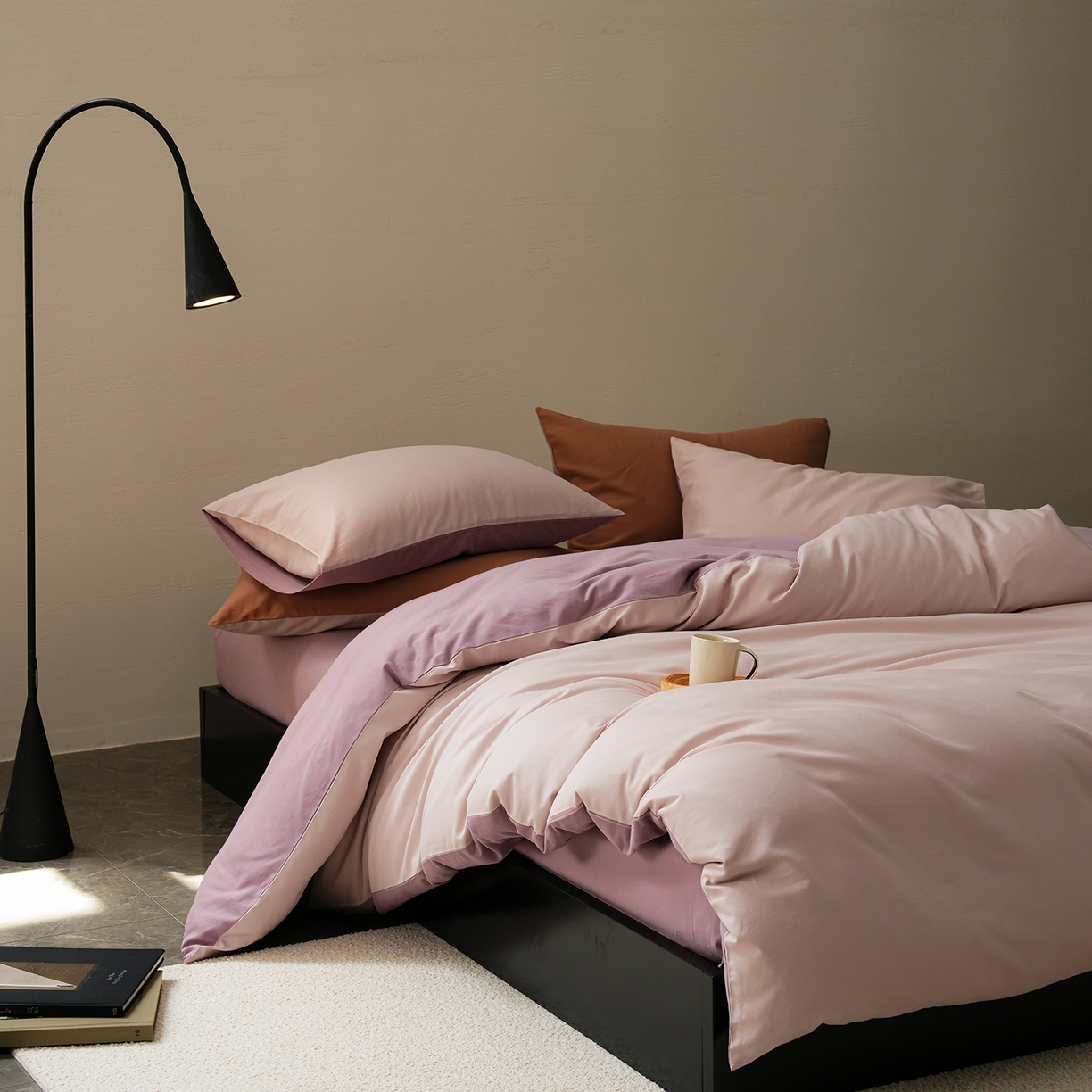 91家纺网 家纺一手货源 找家纺 禾时 2025新款A类全棉贡缎磨毛纯色四件套（礼盒包装）-风格1 溪紫