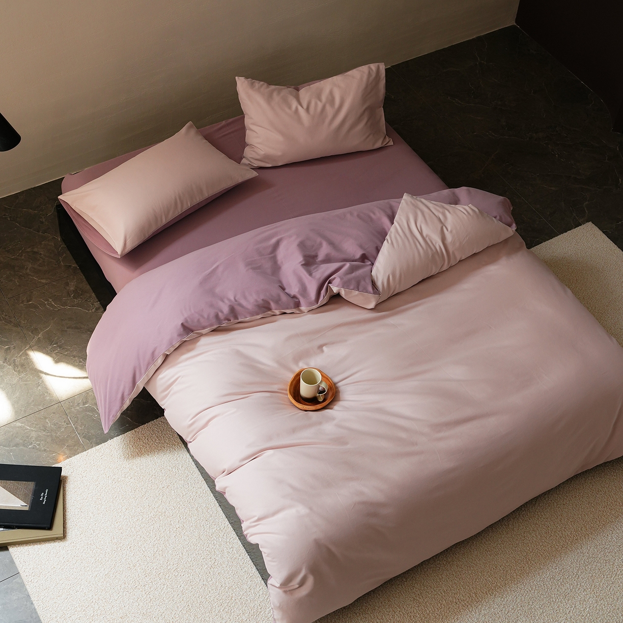 91家纺网 家纺一手货源 找家纺 禾时 2025新款A类全棉贡缎磨毛纯色四件套（礼盒包装）-风格1 溪紫