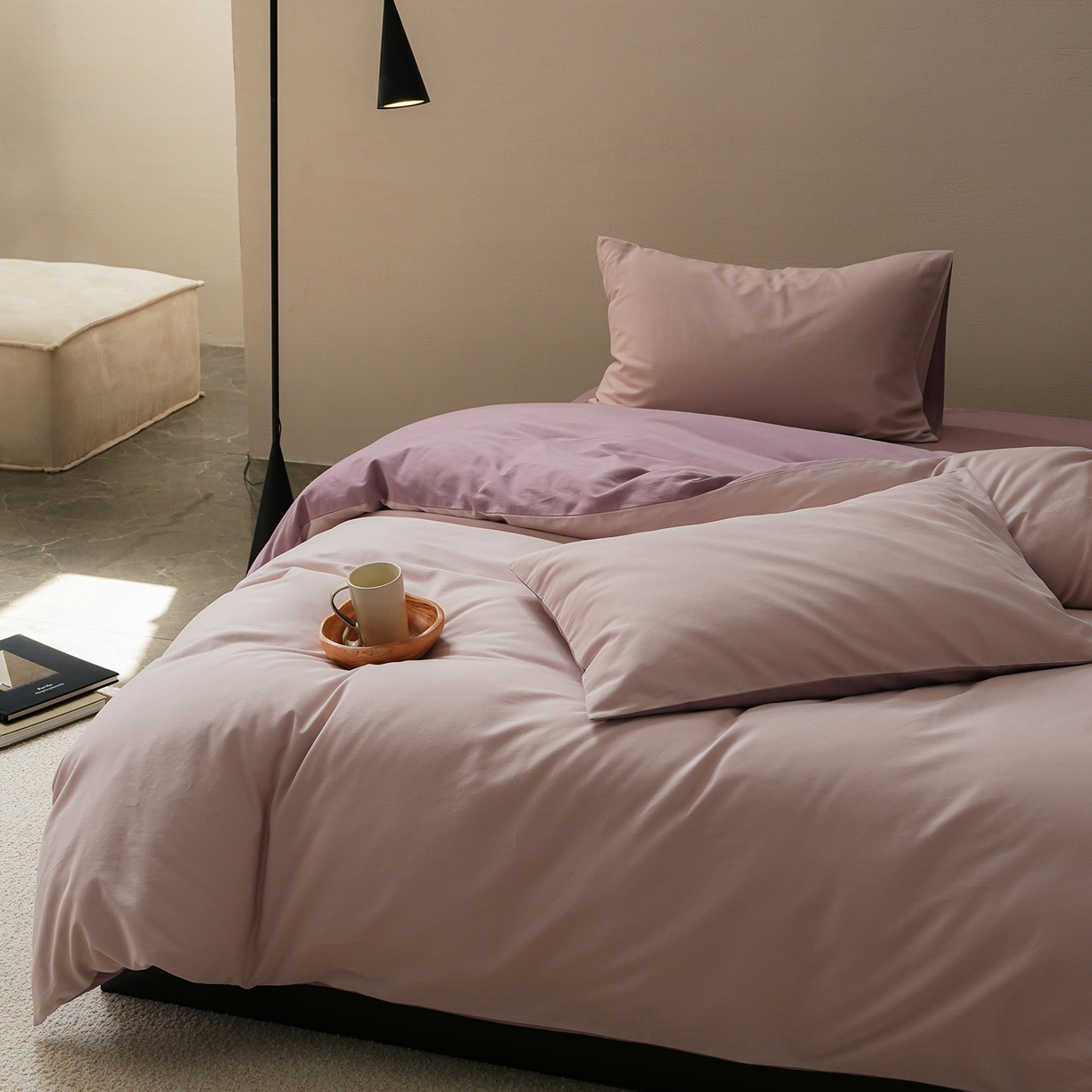 91家纺网 家纺一手货源 找家纺 禾时 2025新款A类全棉贡缎磨毛纯色四件套（礼盒包装）-风格1 溪紫